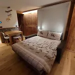 Maison Meynet Mountain Charm